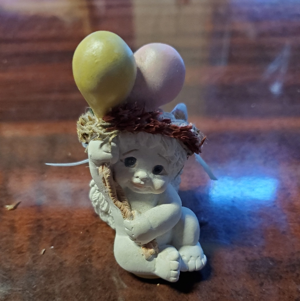 Dreamsicles Collectible "Pint Sized Parade"